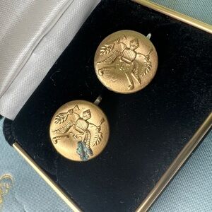 Vintage 1940s Mid-Century Heraldic Angel Cuff Links – Gold Tone Screw Back